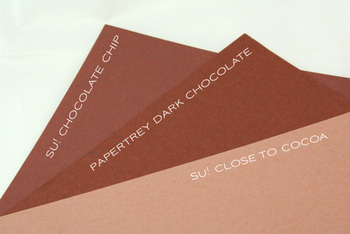 Dark_chocolate_color_comparison